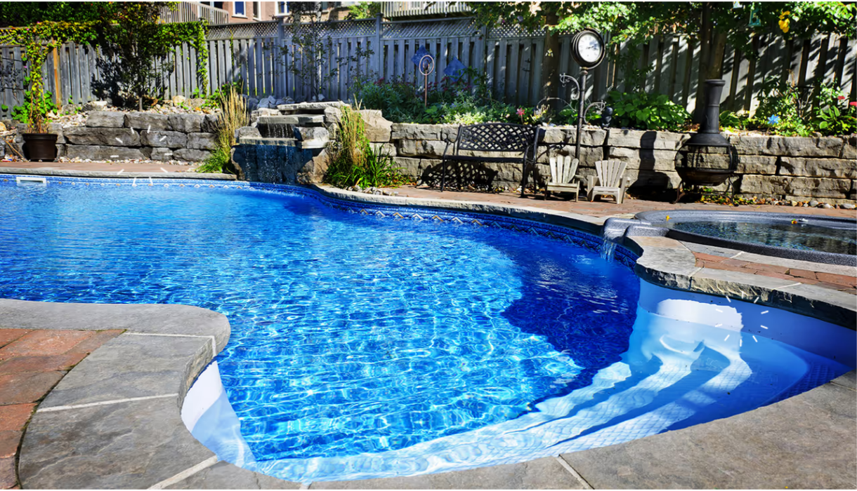 salt-pool-vs-chlorine-pool (1)